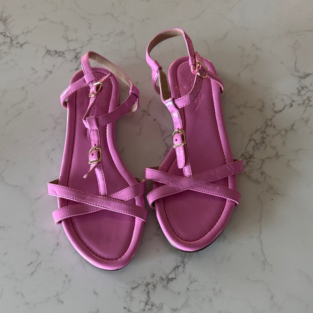 Women’s Pink Strappy Buckle Sandals